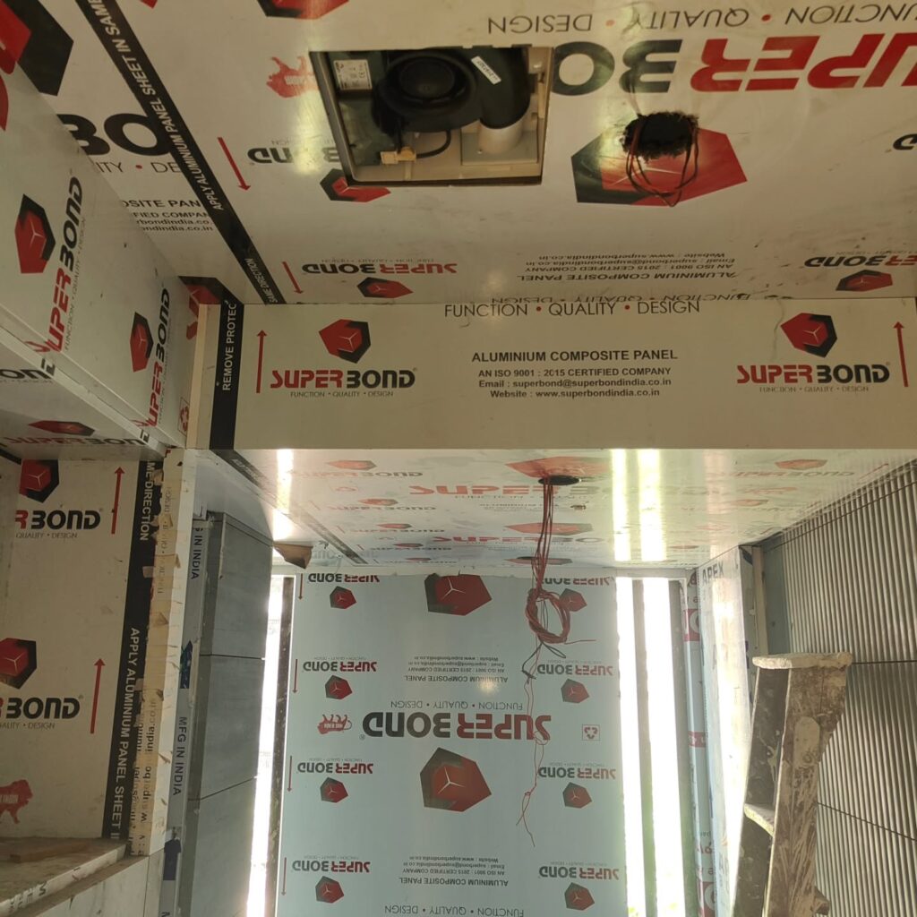 Instagram post from intradecor_. This post is in position 11.